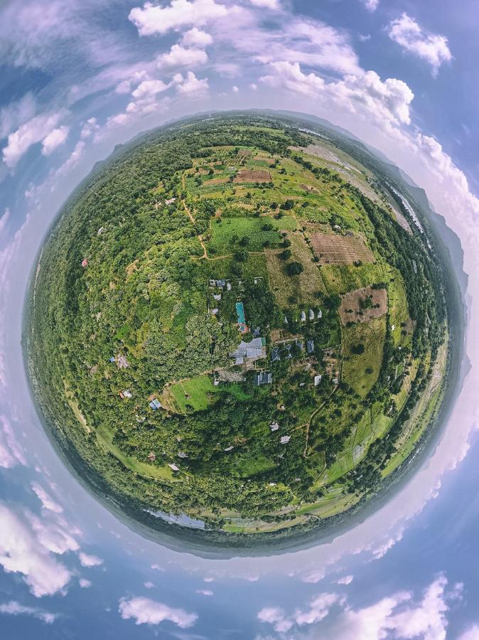 Nivadoo Resort Sigirîya Extérieur photo Aerial view of the village